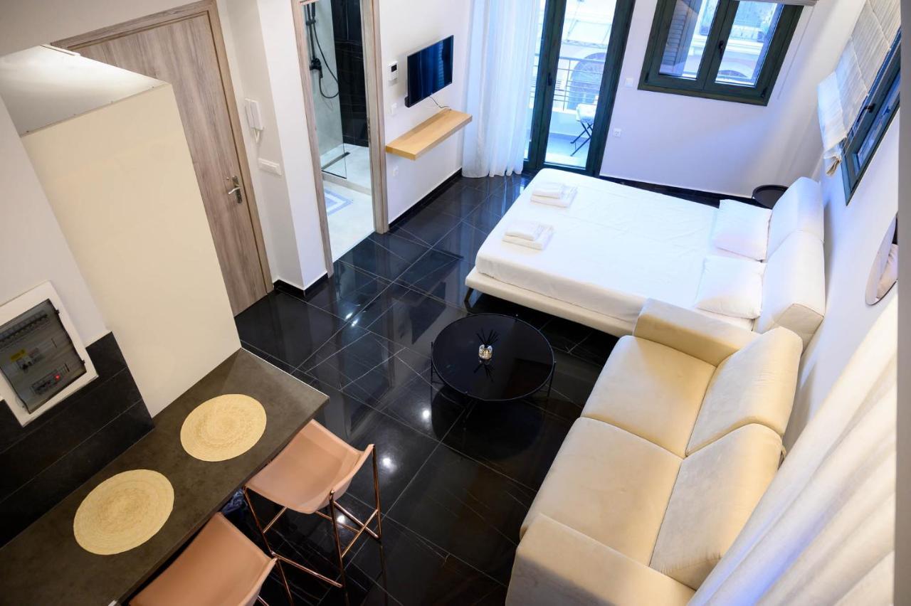 Luxury Suites By Panagiota Preveza Exterior photo