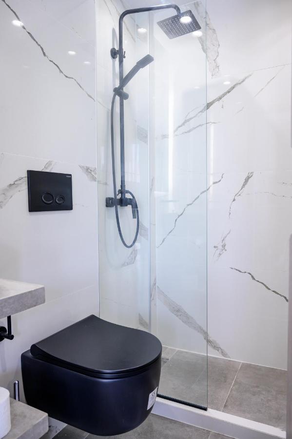 Luxury Suites By Panagiota Preveza Exterior photo